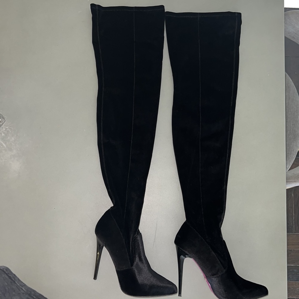 Kurt Geiger Crushed Velvet Boots